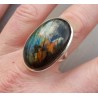 Zilveren ring gezet met grote ovale Labradoriet 17.5 mm