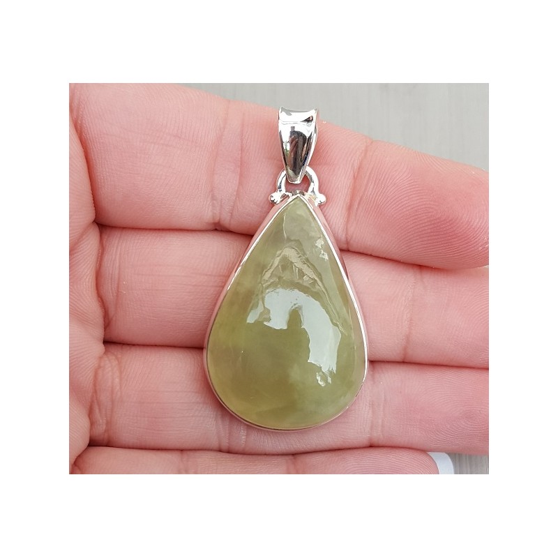 Zilveren hanger met druppelvorm cabochon Prehniet