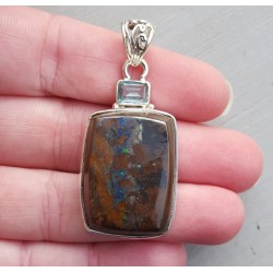 Zilveren hanger gezet met Boulder Opaal en blauw Topaas