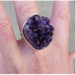 Zilveren ring gezet met ruwe Amethist 20.5 mm