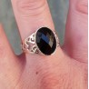 Zilveren ring gezet met ovale facet zwarte Onyx maat 19