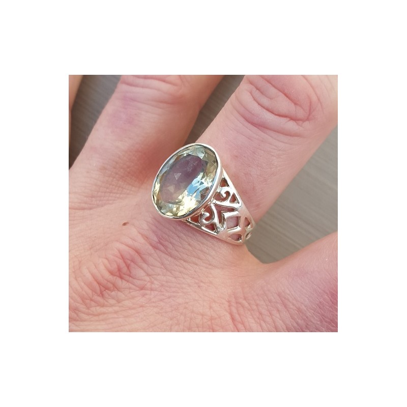 Zilveren ring gezet met ovale groene Amethist 19 mm