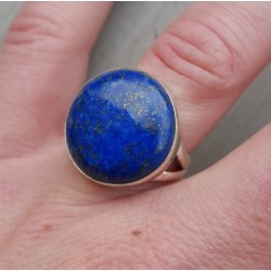 Zilveren ring gezet met ronde cabochon Lapis Lazuli 17.3 mm