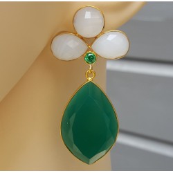 Vergulde oorbellen wit Chalcedoon, groene Onyx en groene quartz