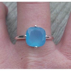 Zilveren ring gezet met vierkante blauwe Chalcedoon 18 mm