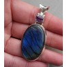 Zilveren hanger ovale cabochon Labradoriet en facet Amethist