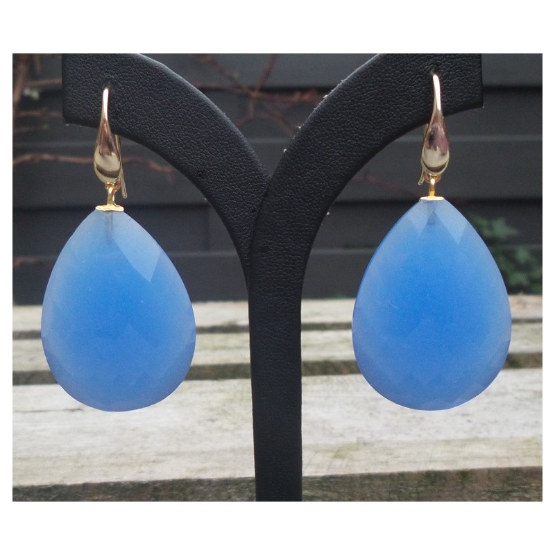 Vergulde oorbellen met grote facet blauwe Chalcedoon