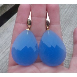 Vergulde oorbellen met grote facet blauwe Chalcedoon