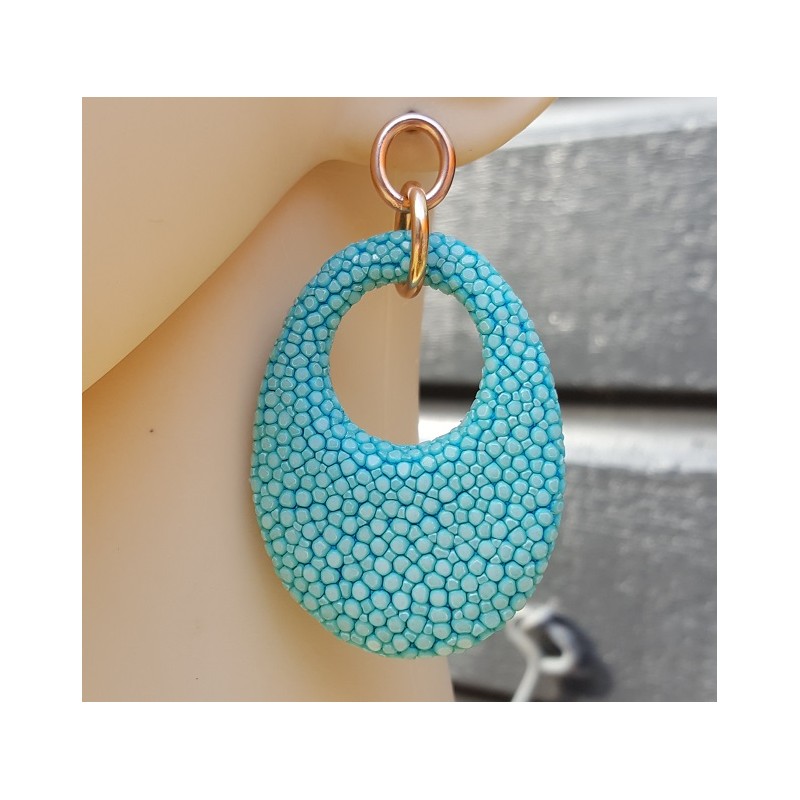 Oorbellen met ovale hanger van Turkoois blauw Roggenleer