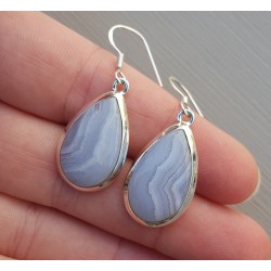 Zilveren oorbellen met druppelvormige blauw Lace Agaat