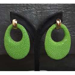 Vergulde creolen ovale hanger van licht groen Roggenleer