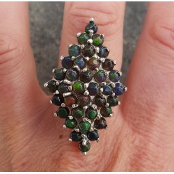 Zilveren ring gezet met zwarte Ethiopische Opalen 18 mm