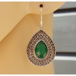 Zilveren oorbellen met facet groene Onyx Large