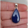 Zilveren hanger gezet met druppelvormige cabochon Lapis