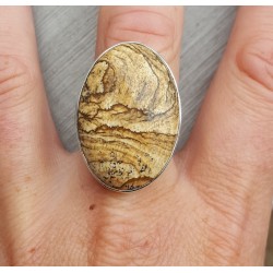 Zilveren ring gezet met ovale Landschap Jaspis 19
