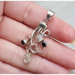 Zilveren hanger gezet met Herkimer Diamant en Onyx