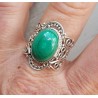 Zilveren ring gezet met Malachiet en bewerkte kop 18 mm