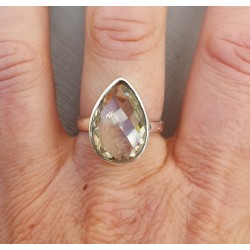 Zilveren ring gezet met groene Amethist 17.7