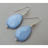 Oorbellen met gladde licht blauwe Jade briolet