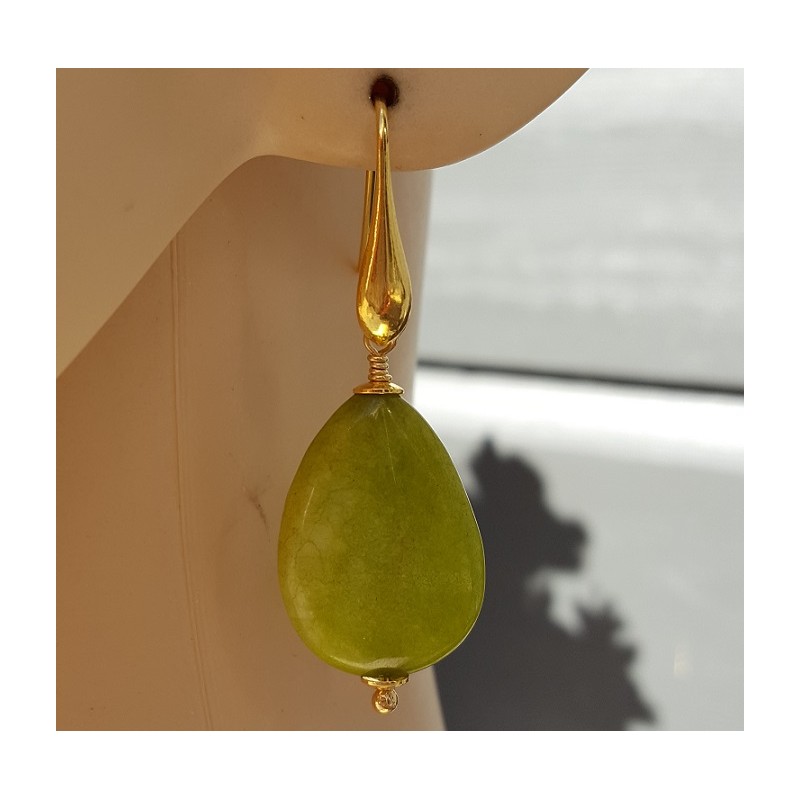 Oorbellen met gladde appeltjes groene Jade briolet