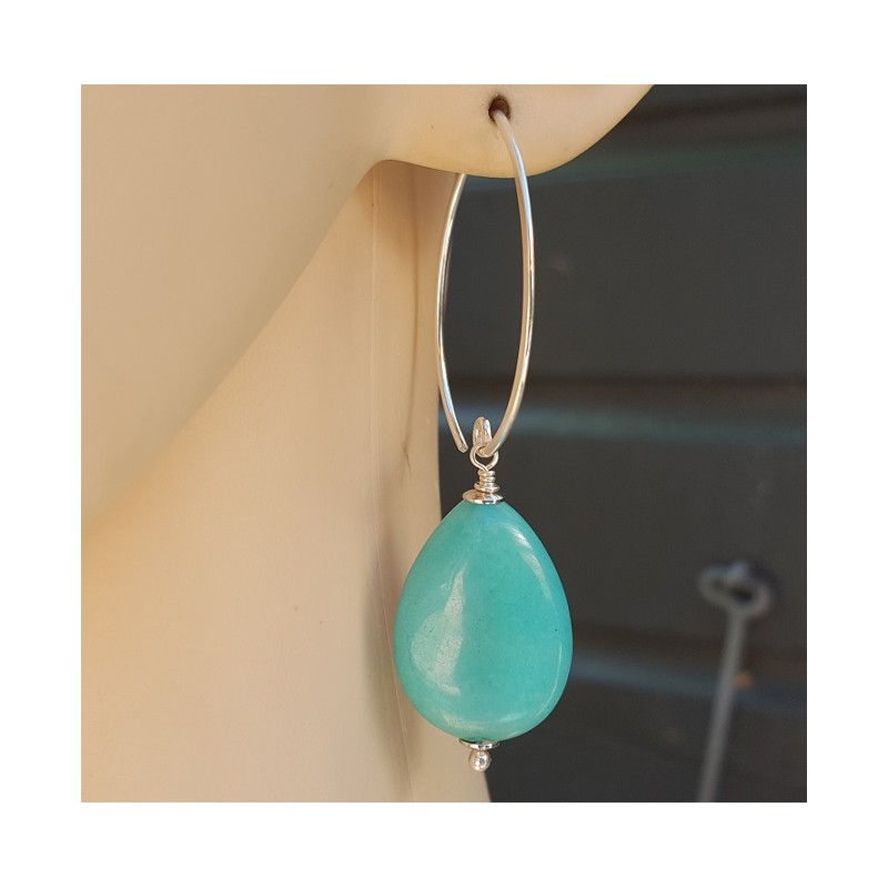Oorbellen met gladde mint groene Jade