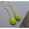 Lange oorbellen met gladde appeltjes groene Jade
