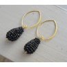 Oorbellen met druppel van zwarte Onyx steentjes