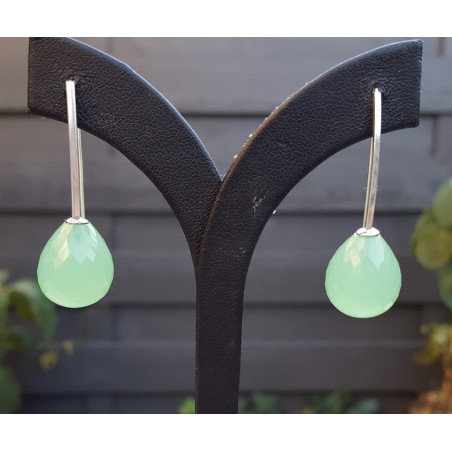 Zilveren oorbellen met appeltjes groene quartz briolet