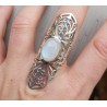 Zilveren ring met Maansteen in open bewerkte setting 19