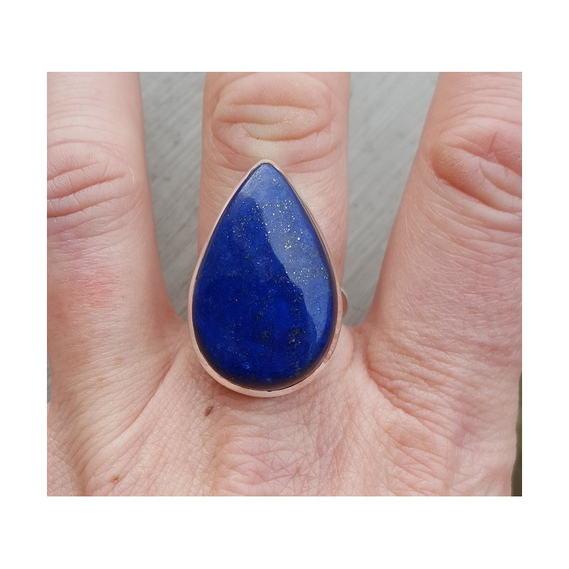 Zilveren ring met brede druppelvormige Lapis Lazuli 17.7