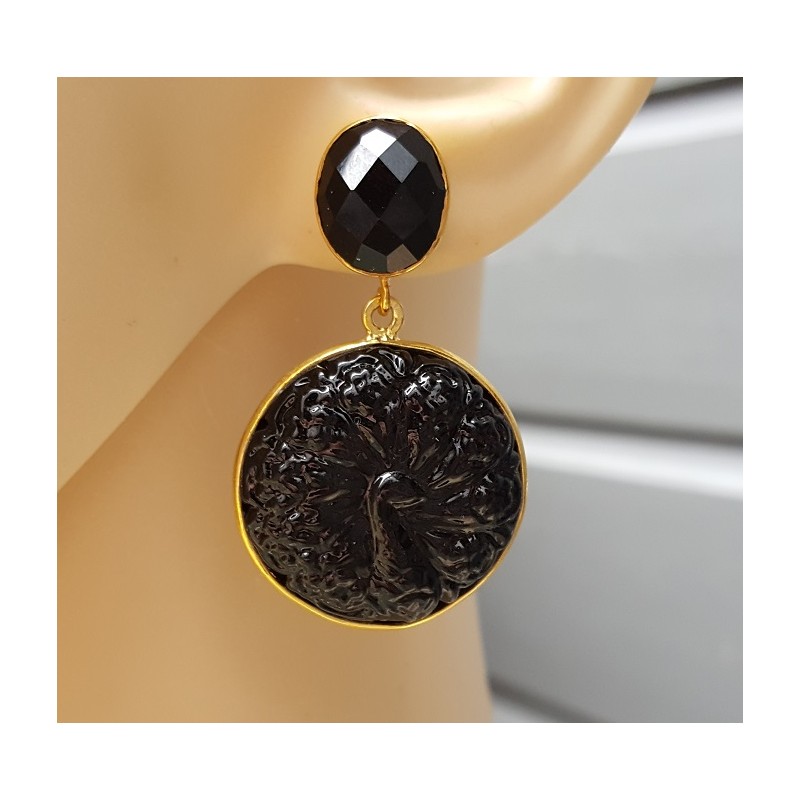 Vergulde oorbellen met ovale facet Onyx en uitgesneden Onyx
