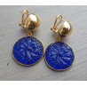 Vergulde oorbellen met ronde uitgesneden blauw Chalcedoon