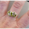 Zilveren ring gezet met ronde en marquise Peridot
