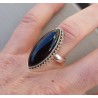 Zilveren ring met marquise Onyx en bewerkte kop 17.3