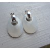 Creolen met ovale grijze Chalcedoon hanger
