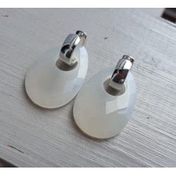 Creolen met ovale grijze Chalcedoon hanger
