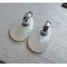 Creolen met ovale grijze Chalcedoon hanger