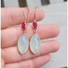 Rosé vergulde oorbellen met aqua Chalcedoon en roze Toermalijn quartz