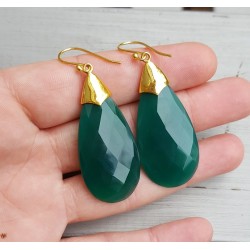 Vergulde oorbellen met grote groene Onyx briolet