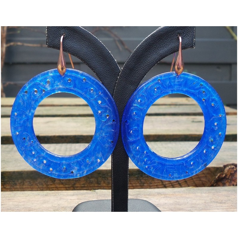 Oorbellen met grote ronde uitgesneden blauwe Jade