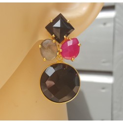 Vergulde oorbellen met Chalcedoon, Labradoriet en Onyx