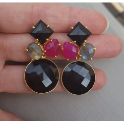 Vergulde oorbellen met Chalcedoon, Labradoriet en Onyx