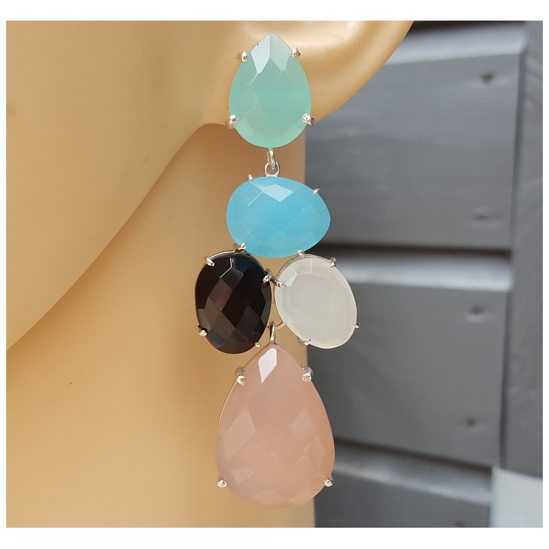 Zilveren oorbellen met zwarte Onyx en Chalcedoon