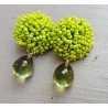 Oorbellen met oorknoppen van groene kraaltjes en groene Amethist
