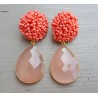 Vergulde oorbellen met kraaltjes en roze Chalcedoon briolet