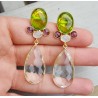 Vergulde oorbellen met Bergkristal en Peridot quartz