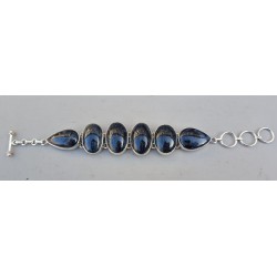 Zilveren armband gezet met Pietersiet