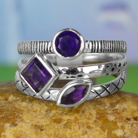 Zilveren ringen set gezet met Amethist 18 mm