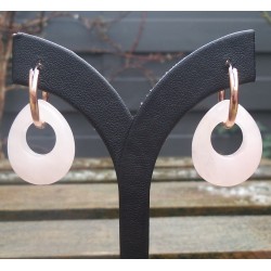 Vergulde creolen met Rozenkwarts hanger
