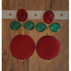 Vergulde oorbellen met rood Roggenleer groene Onyx en rode quartz